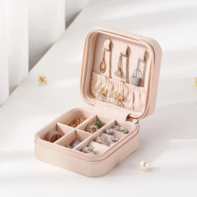 Mini Jewelry Storage Box (Random Color)
