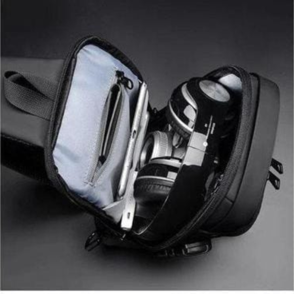 USB Charging Sport Sling Anti-Theft Shoulder Bag - Image 5