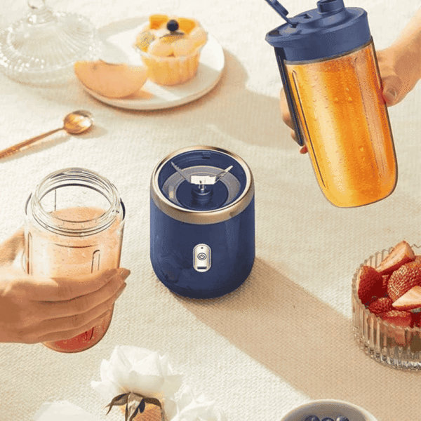 Rechargeable Juicer Blender With Shaker Bottle - Image 4