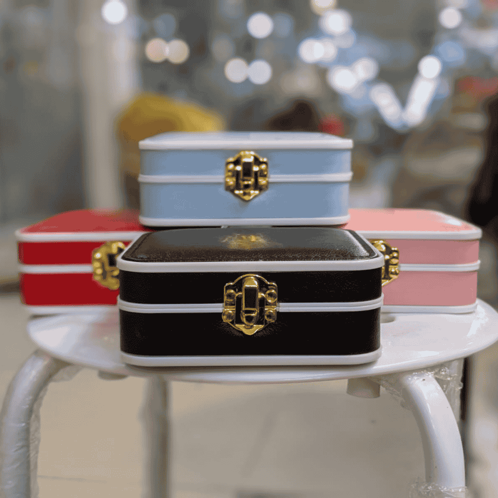 Small Case Portable Case Mini Jewelry Boxes Jewelry Organizer Earrings Case - Image 3