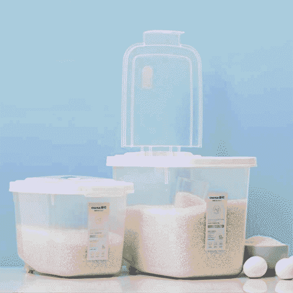 Plastic Multi Purpose Rice & Flour Container With 4 Spoon - Image 3
